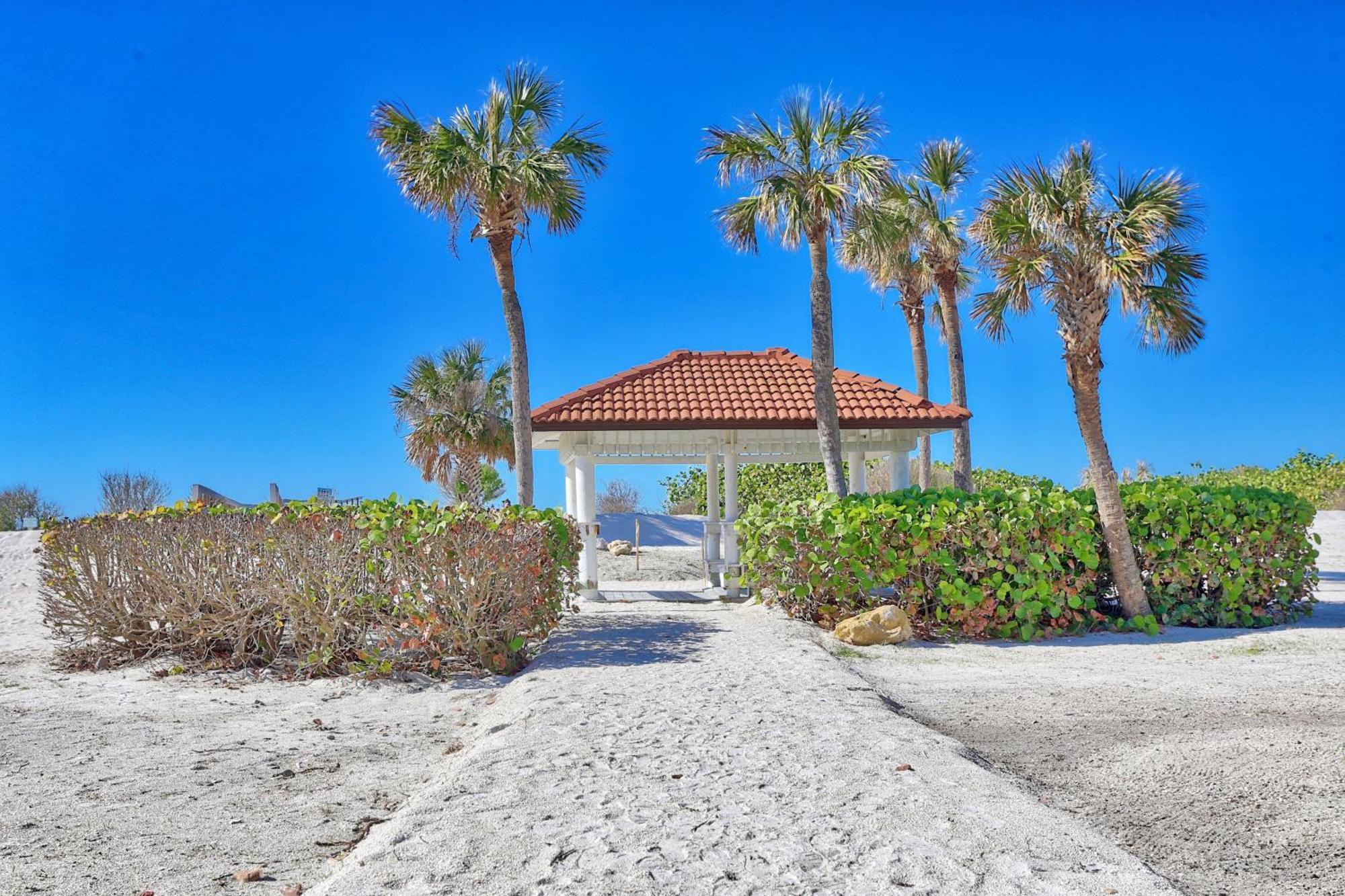 Land'S End 1-402 Bay Front - Premier Villa St. Pete Beach Exterior photo